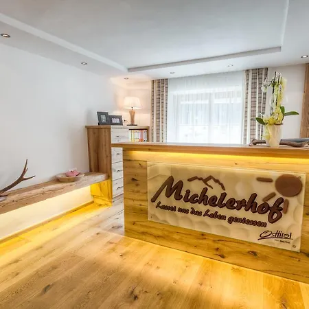 Michelerhof - Kinderfreie 招待所 4*